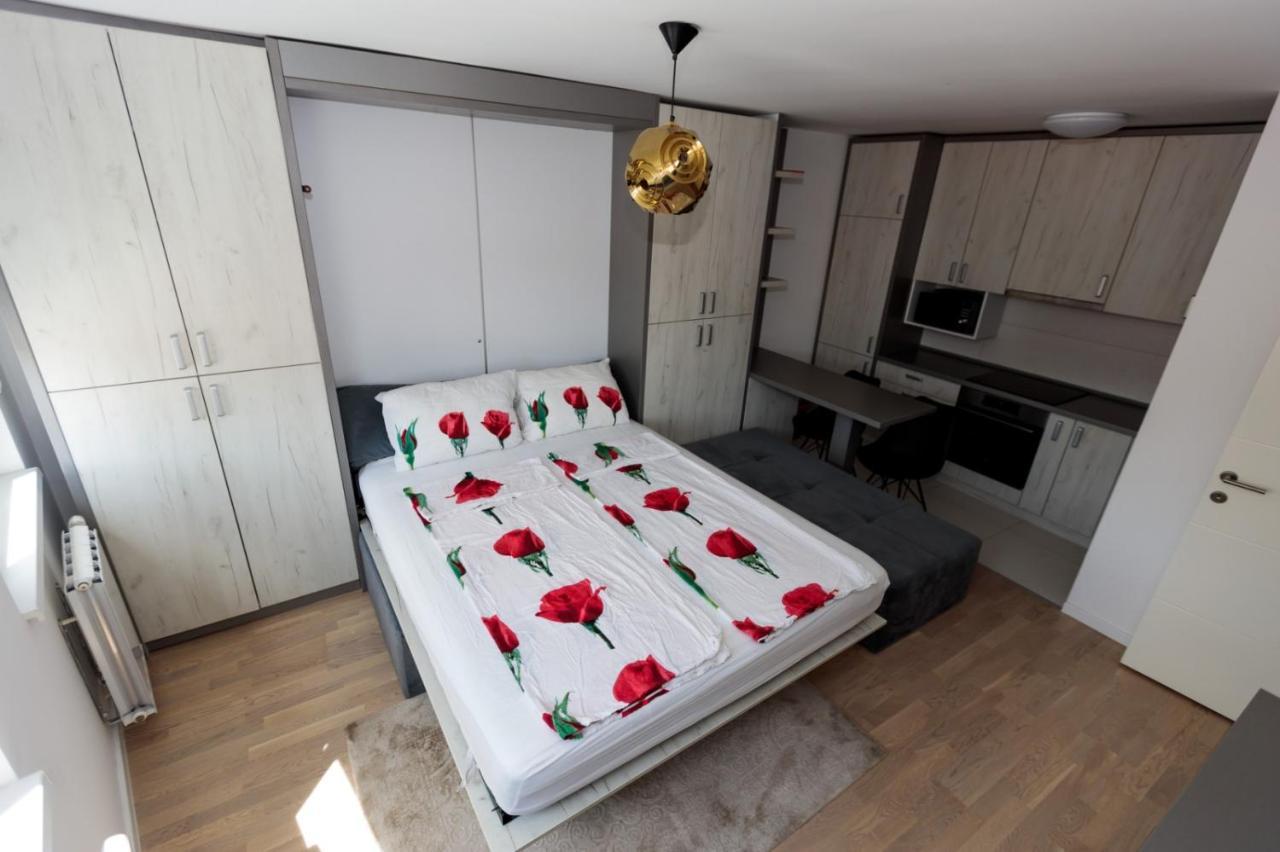 Apartman Skver Tuzla Exterior photo