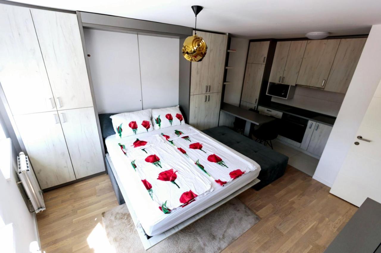 Apartman Skver Tuzla Exterior photo
