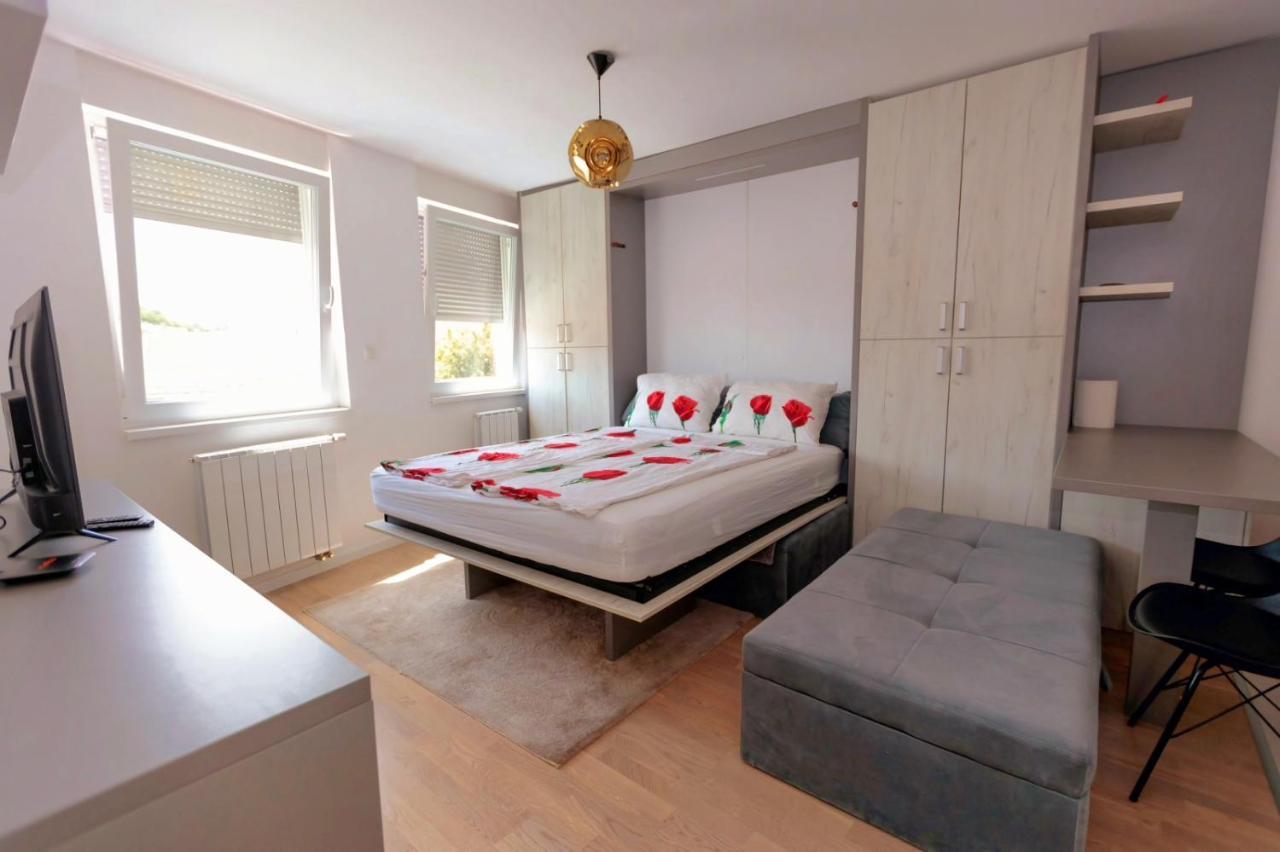 Apartman Skver Tuzla Exterior photo